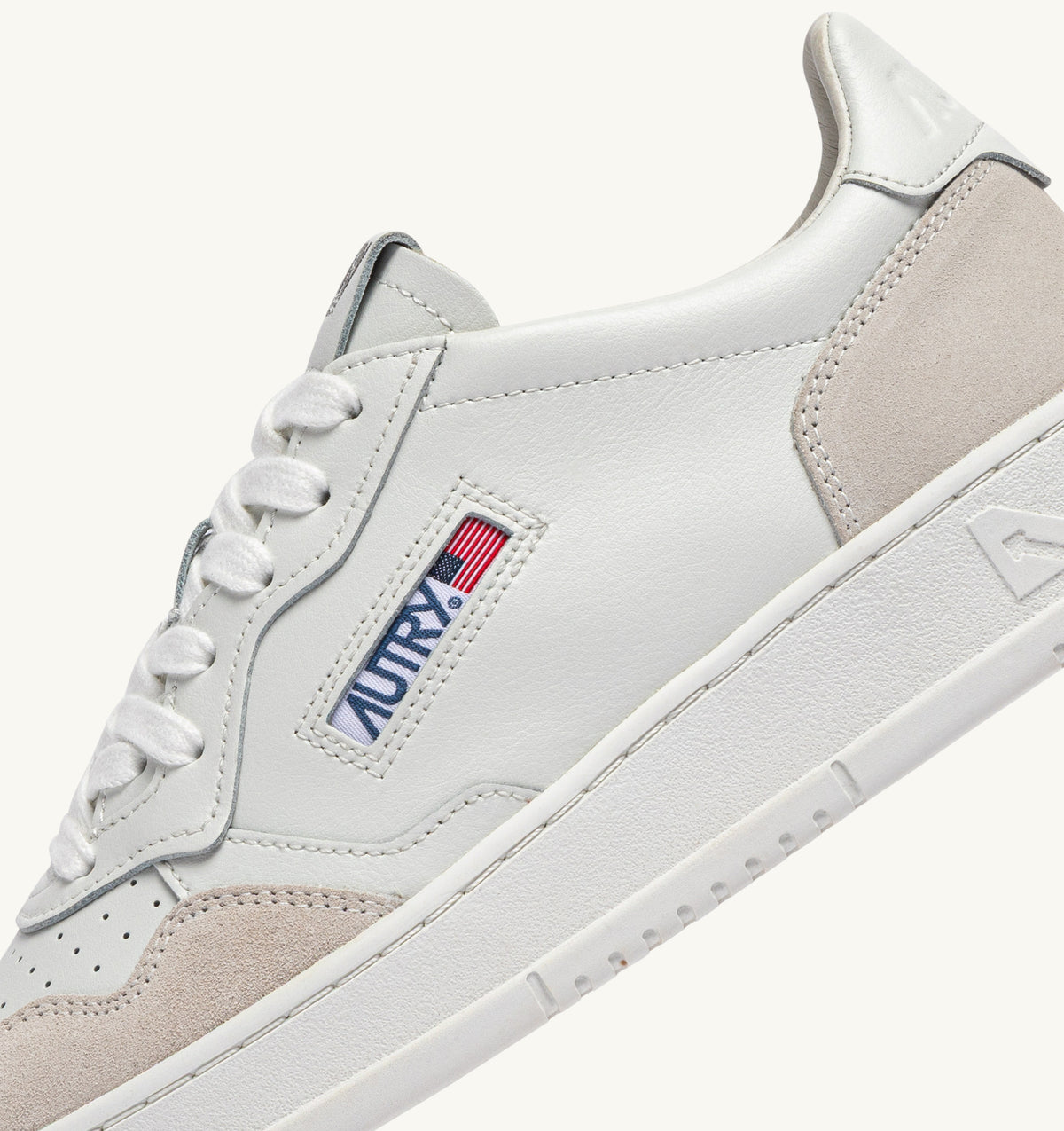 AUTRY Women Medalist LS30 - Leather/Suede Total White