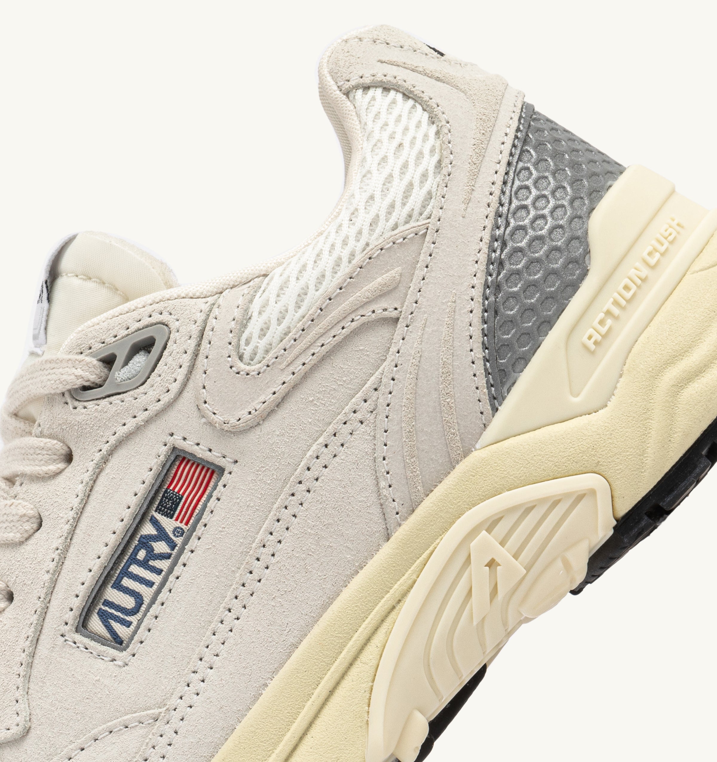 AUTRY Women Hyperway UM10 - Mesh/Wildleder white/silver